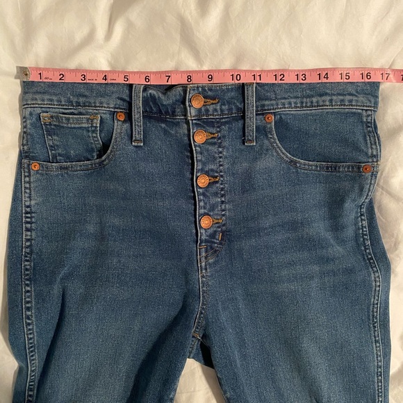 Madewell button front high waist skinny jeans (Dewitt wash) - Picture 3 of 8